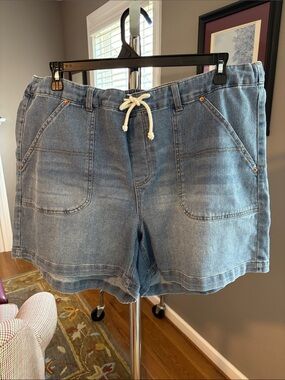 Light Wash Denim Drawstring Shorts